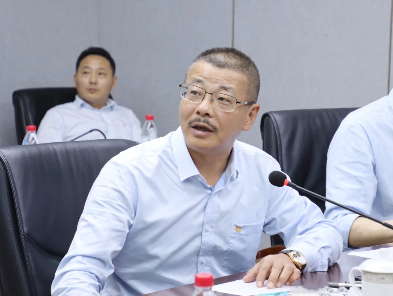 1705375859975089.jpg 海南礦業(yè)學習貫徹海南省委八屆四次全會精神 推動高質(zhì)量發(fā)展2_副本_副本.jpg